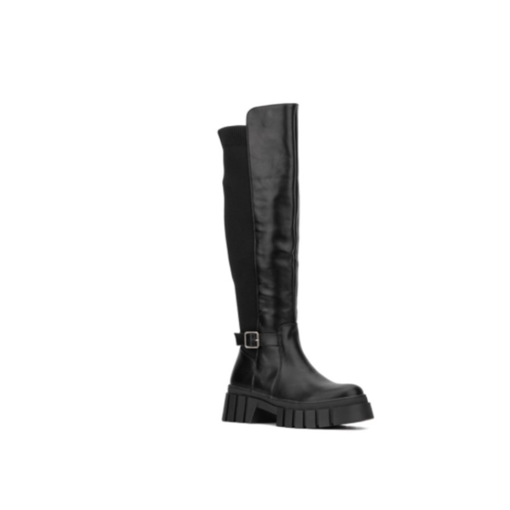 Black knee-high boots, size 8 1/2 worn twice